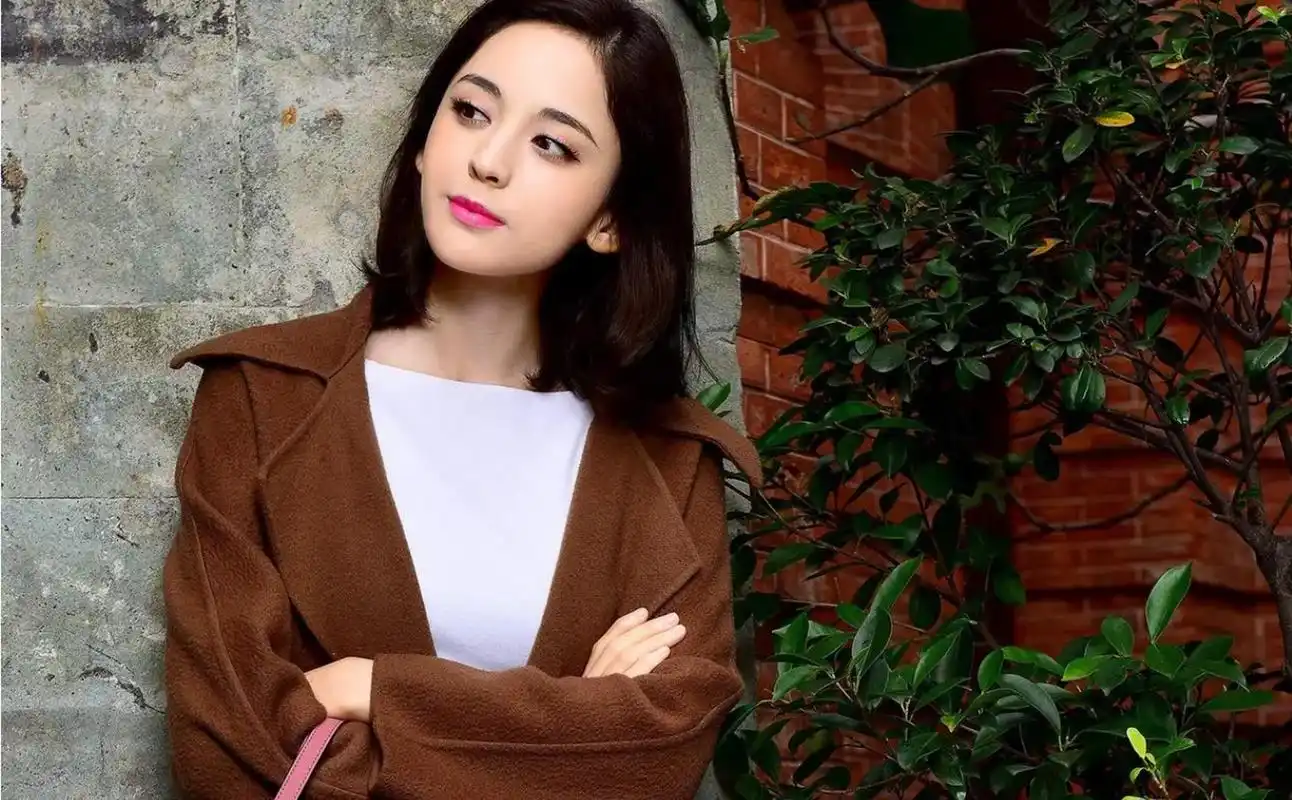 古力娜扎:颜值演技在线,为何总是黑红体质?