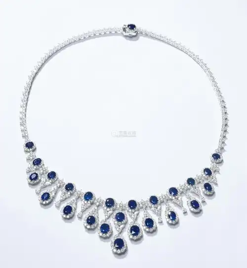 总重2960克拉天然缅甸皇家蓝蓝宝石配钻石项链未经加热