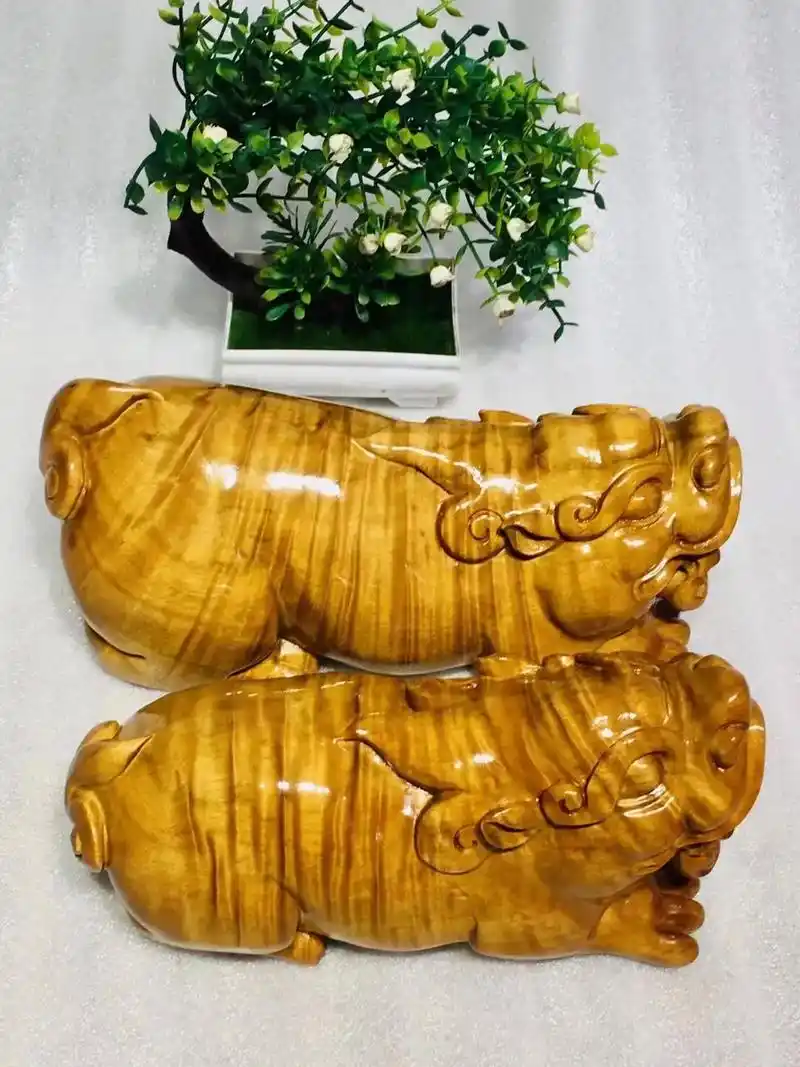 (精品)公母一对貔貅,水波通透,小叶桢楠金丝楠木雕工艺品[招 - 抖音