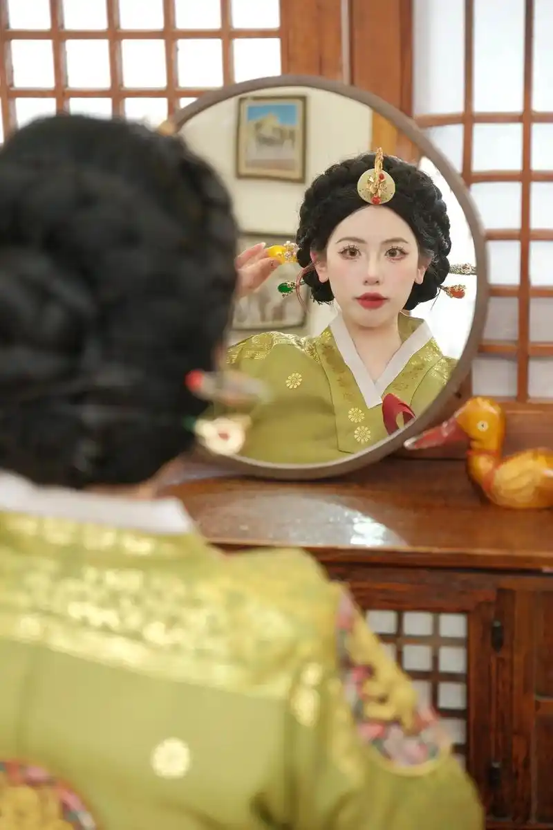 这辈子总要拍一次朝鲜公主吧!#宫廷风 #朝鲜服 #朝鲜写真