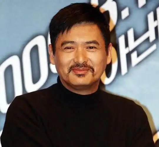 当年王晶揭周润发老底:凭啥用来捞钱的电影却能拿到金像奖影帝?