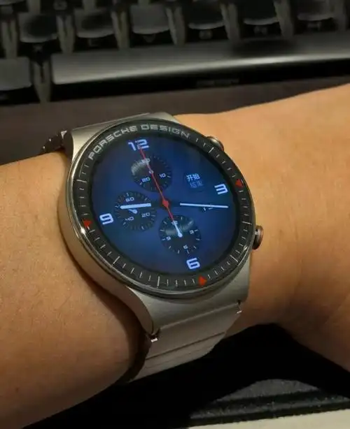 华为保时捷手表gt2开箱