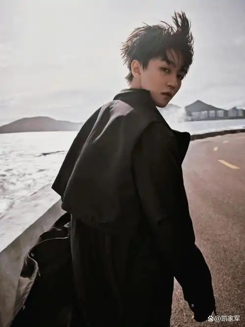 众所周知,王俊凯是一个很保守的男孩子.