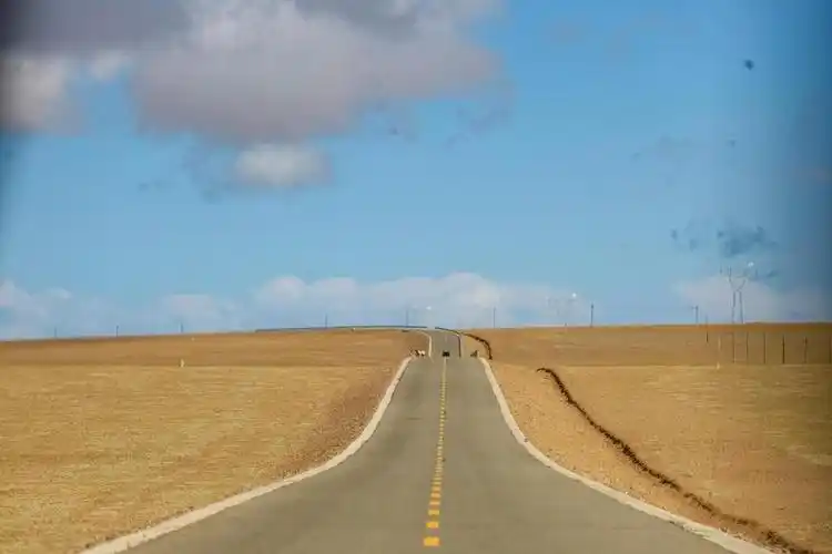 从第三极到人文南疆,行驶海拔最高的公路,沿g216合法穿越羌塘无人区