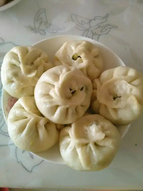 猪肉韭菜大包子的做法