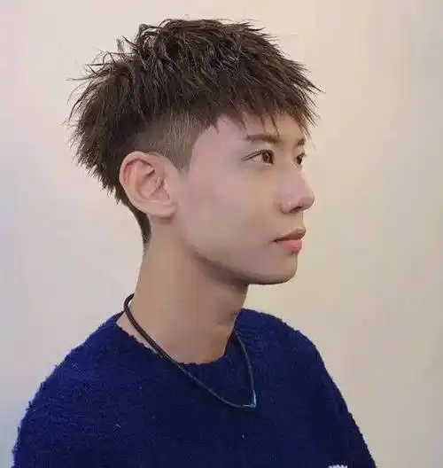 9款男生烫发云集,时尚前卫个性潮流风