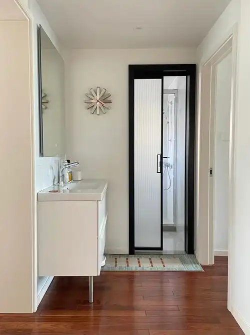 甚至觉得自己有点极简生活那味儿了哈哈哈#干湿分离  #卫生间干湿分离