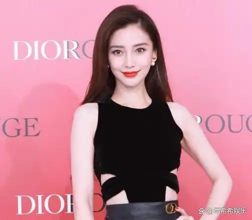 不过,随着年龄增长,angelababy的美貌也一直没有变过.