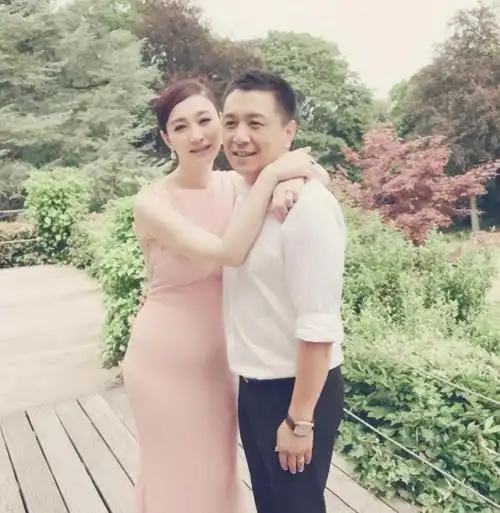 但不管怎么说,表达的意思都是一样的,那就是李小冉和徐佳宁终于发现