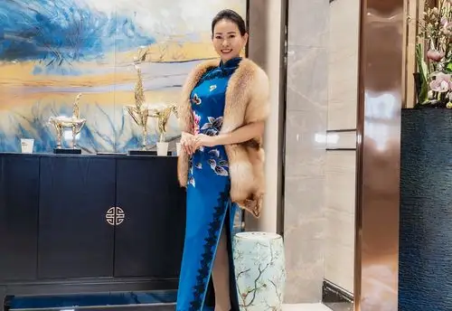 欧派高端全屋定制,浪鲸卫浴,蒙娜丽莎瓷砖等一线优质品牌,为本次旗袍