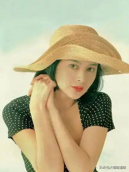 关之琳年轻时绝世容颜合集:张张惊艳,值得珍藏_明星_角色_评论