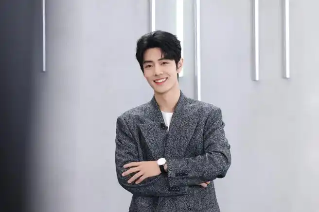 肖战小括号##肖战真力时品牌代言人