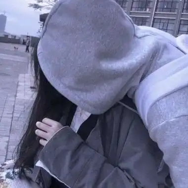 情侣半身不露脸头像高清真人不露脸的情侣头像一对图片