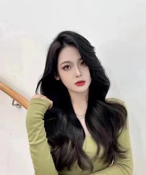 韩式大波浪冷茶色 蓝黑色 蓝灰色 薄藤紫 紫灰色奶茶色淮安发型设计约