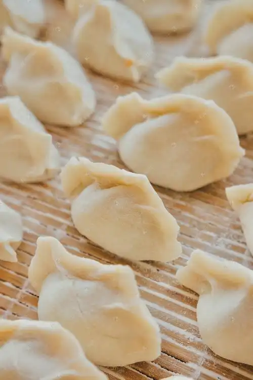 面食饺子摄影图