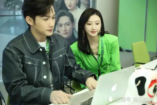 快本再放新糖张彬彬与景甜三绝杀甜倒多人回答问题太大胆直接喊杨幂