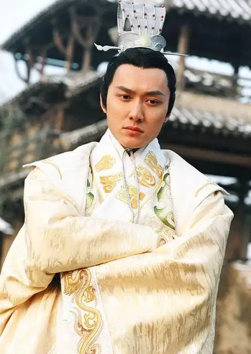 冯绍峰古装帅气壁纸快拿走