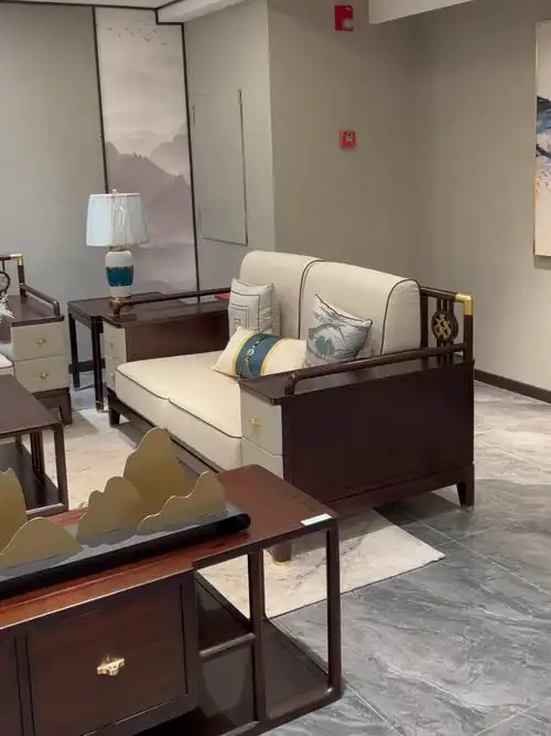 新中式轻奢风实木沙发