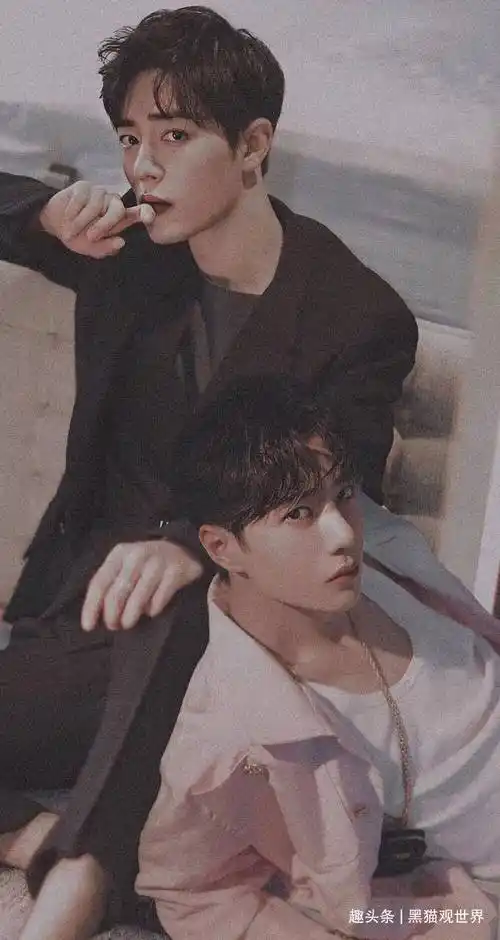 原创肖战同王一博再让cp粉联想他们携手让我们度过一个浪漫的七夕