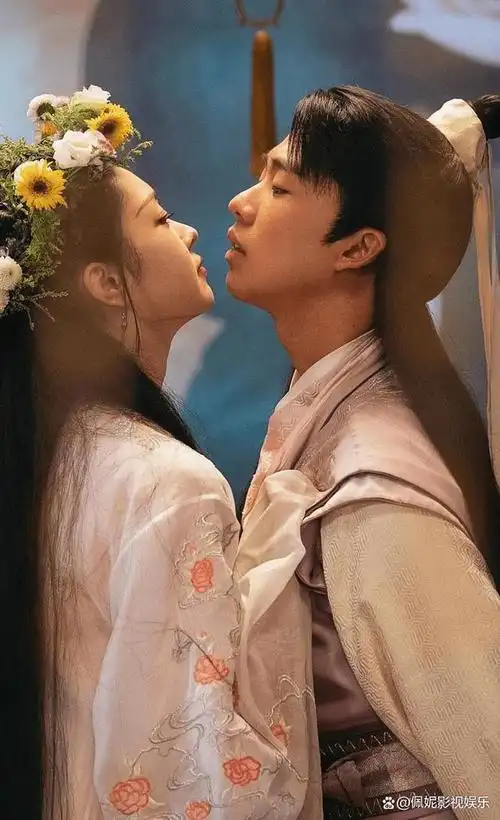 10.《雁归西窗月》(2021年)该剧由曾舜晞,梁洁等主演的古装爱情剧.