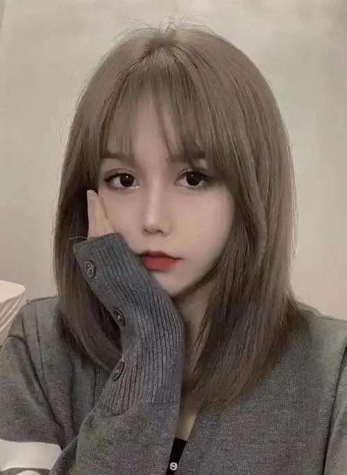 2022染发今年流行什么颜色好看(短发染什么颜色好看)-图5