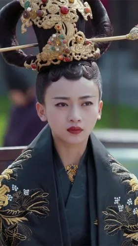 凤囚凰-冯太后-吴谨言饰