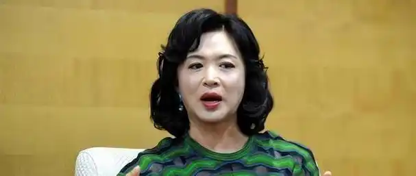 金星被问:变性前碰过女人吗?她随口一句话,暴露了内心真实想法