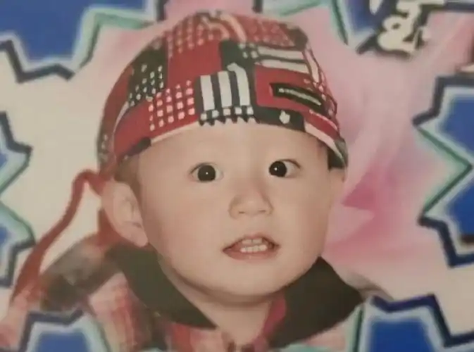 我最爱的小猪妹照片大合集,这是谁家胖妮子  #朱志鑫晒童年照