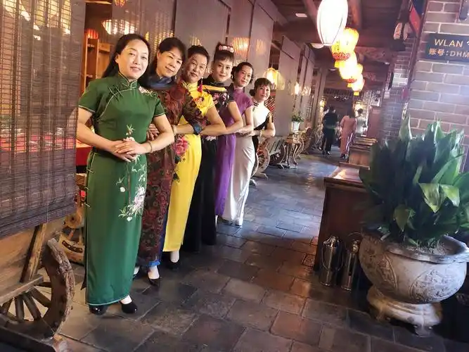 淄博市旗袍协会一组聚会美好瞬间 - 美篇