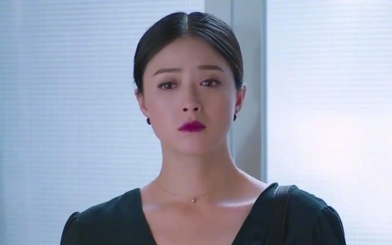 《欢乐颂》:樊胜美永远不知,买959元一双鞋,租1800元隔断间意味