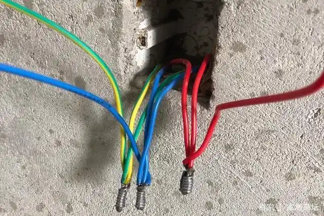 家里没有地线,漏保的地线怎么接?可以接到地上吗?符合要求吗?