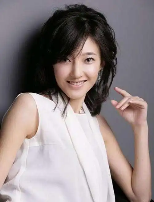 盘点割了双眼皮颜值飞升这7位女星一刀切得太惊艳了判若两人