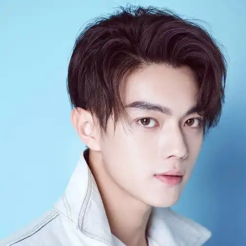 努力为许凯冲鸭