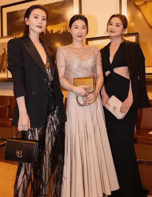 女星"湿发"造型:宋佳,舒淇给了正确示范,景甜的太贴头皮了