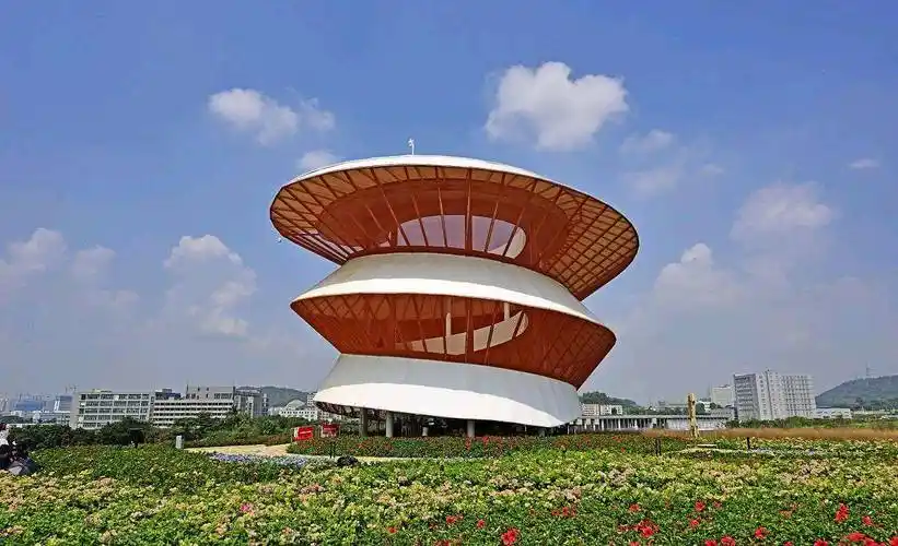 武宁欢乐湾小镇:一个充满欢乐与活力的旅游胜地