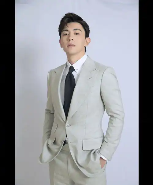 配饰种草机##质感领带