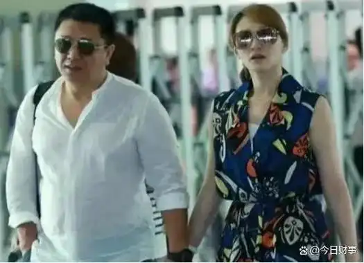 李小冉,感情经历挫折后,最终收获爱情|鄢颇|梅婷|孙东海|娱乐圈|金钱