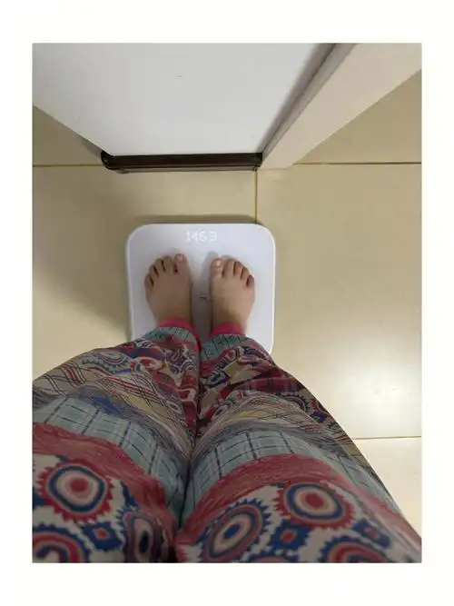 初始体重:158斤今日体重:146.9斤相较昨日:-1.3斤累计7015重:11.