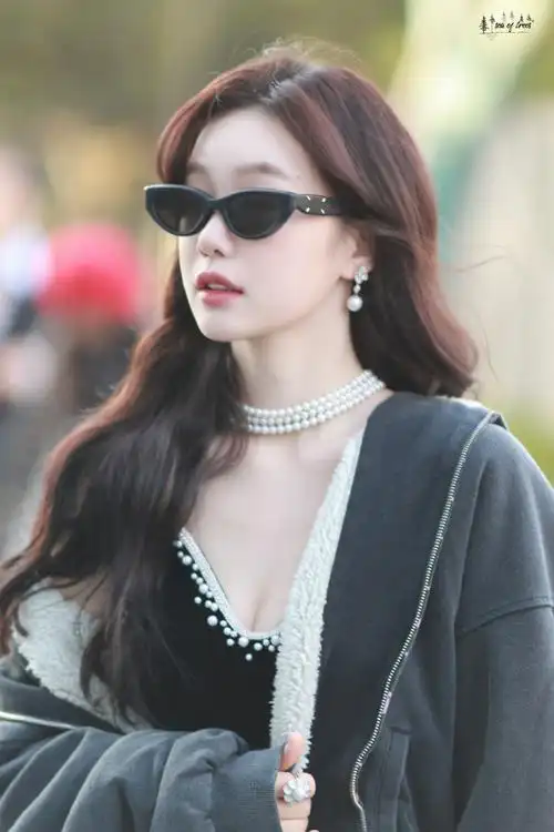 徐梦洁抹胸礼服