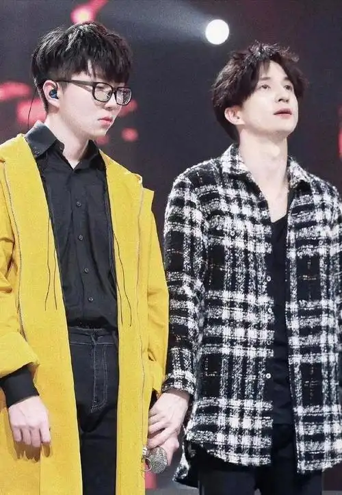 薛之谦毛不易官宣音综师徒合体梦幻联动互相欣赏顶峰相见