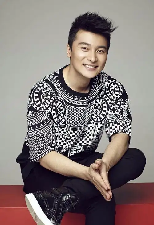 "小刘德华"贺刚,为何让北漂父母一度泪洒京城?