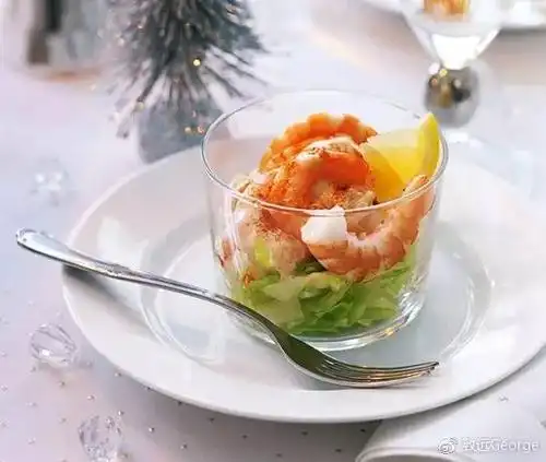 creamy prawn cocktail