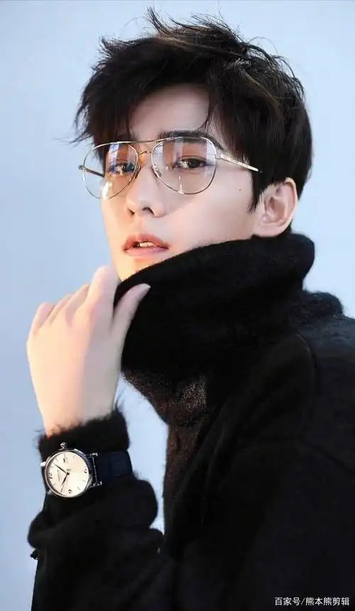 男明星杨洋-适合手机壁纸
