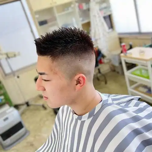 最帅还是两侧铲短,不信你看看|脸型|短发|卷发|男士发型_网易订阅