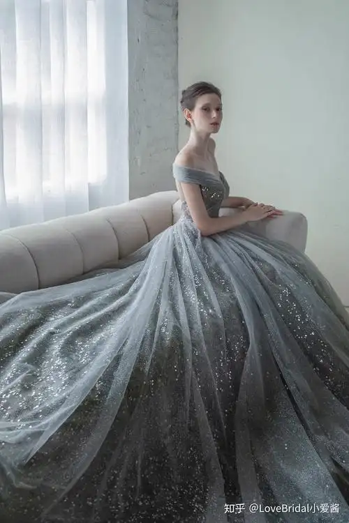 大家有存的让你觉得惊艳的女明星礼服图吗? - 知乎