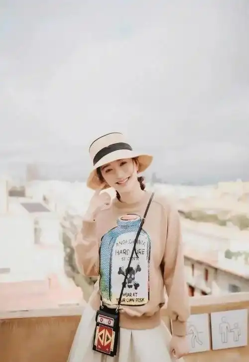 李沁|毛晓彤|李小冉|生活照|武侠片|动作片|科幻片|机器人题材电视剧