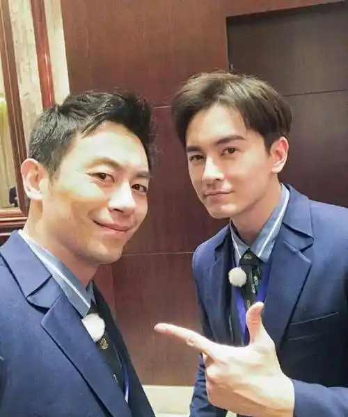 "文综"合体,朱亚文郑元畅跑男合体,祝大家一路高棕_高考_节目组_明星