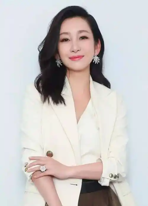 秦海璐:为爱流过两次泪,是分手的王新军让我相信爱情,他最懂我_演艺