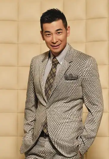 赵文卓好像是来当教导主任的