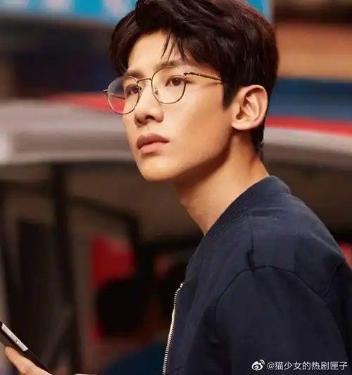 白敬亭|眼镜|一带_新浪新闻